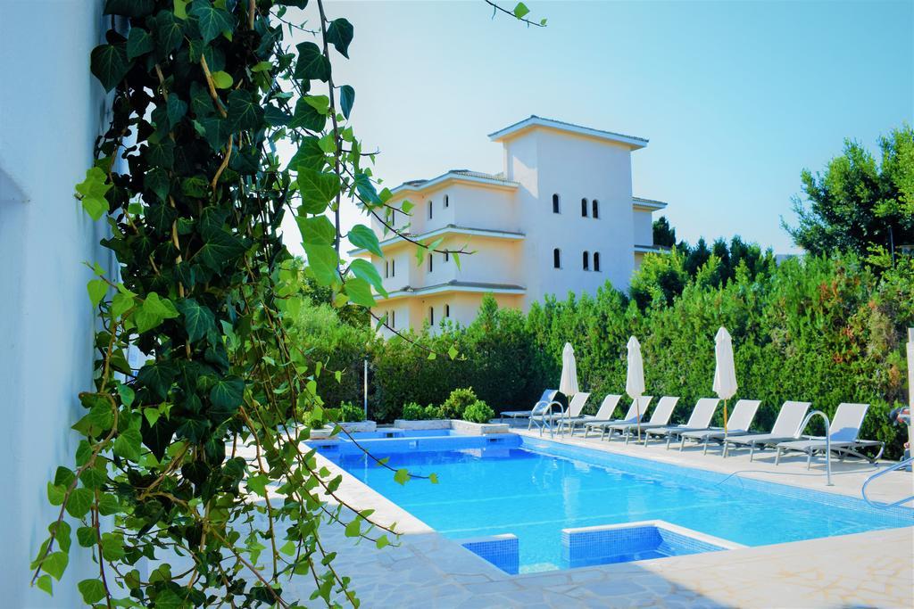 Apartamentos Sureda Canyamel  Esterno foto